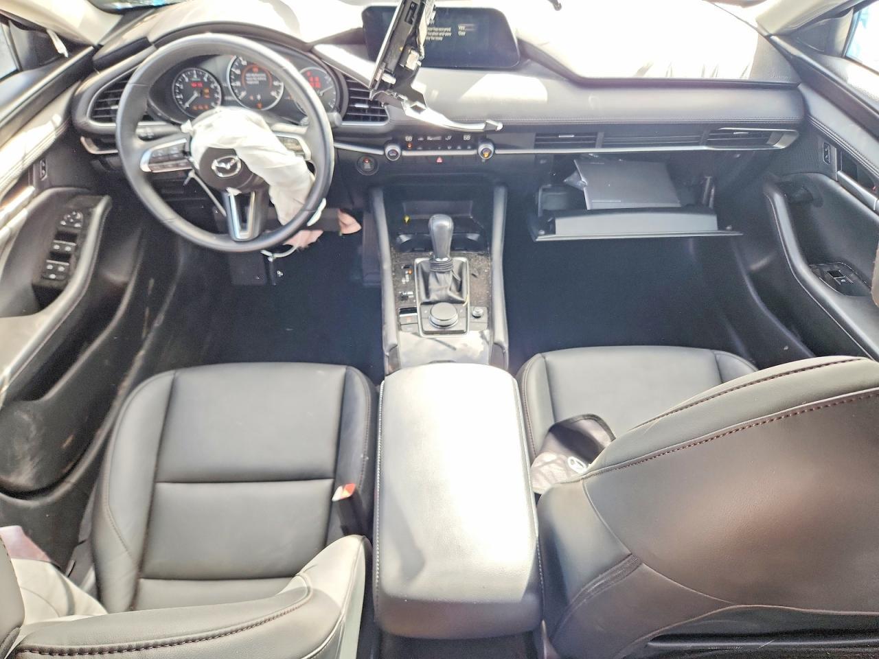 2025 MAZDA 3