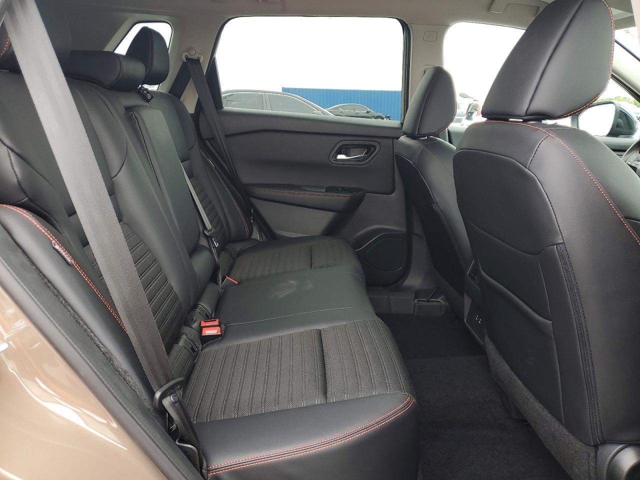 2025 NISSAN ROGUE