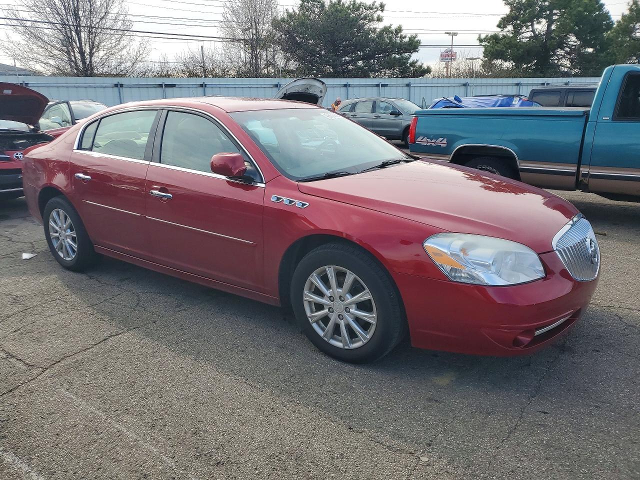 2010 BUICK Lucerne