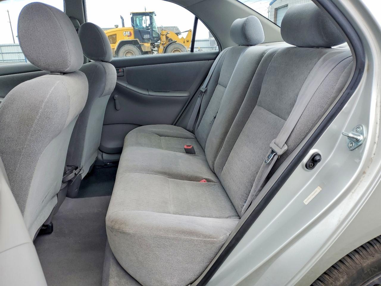 2004 TOYOTA COROLLA