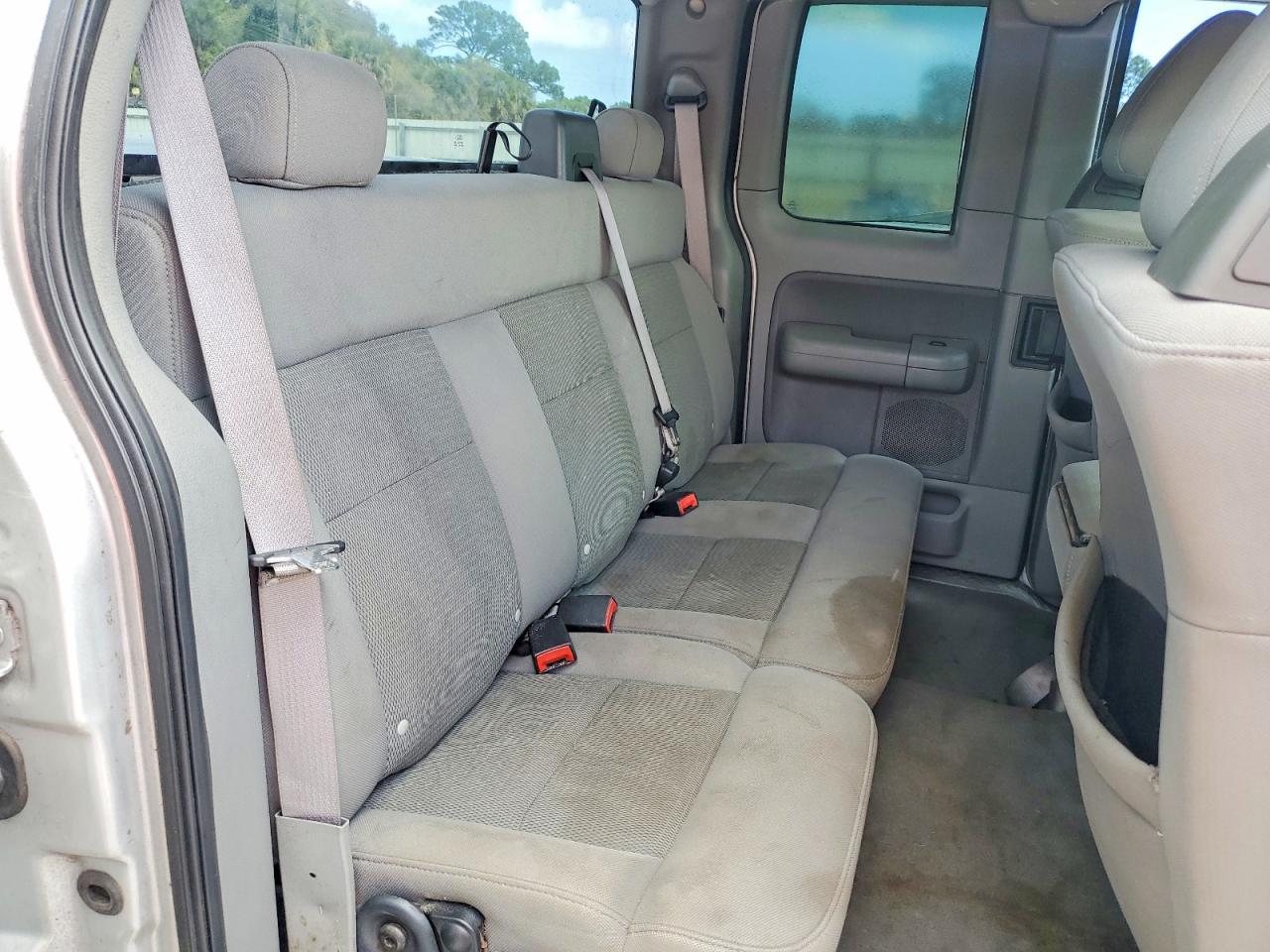 2004 FORD F-150 Lightning