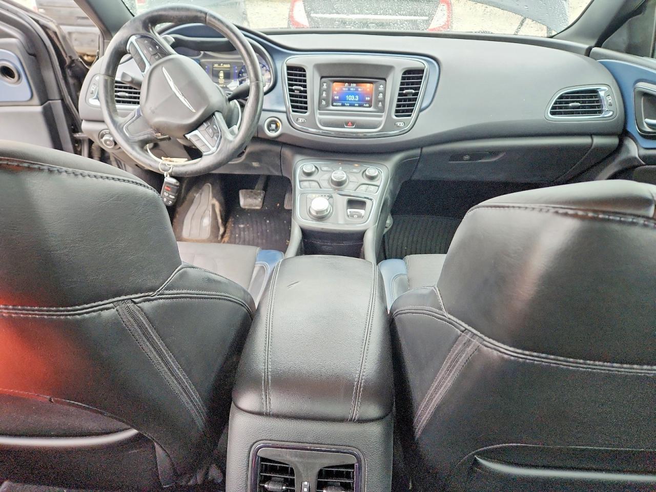 2015 CHRYSLER 200