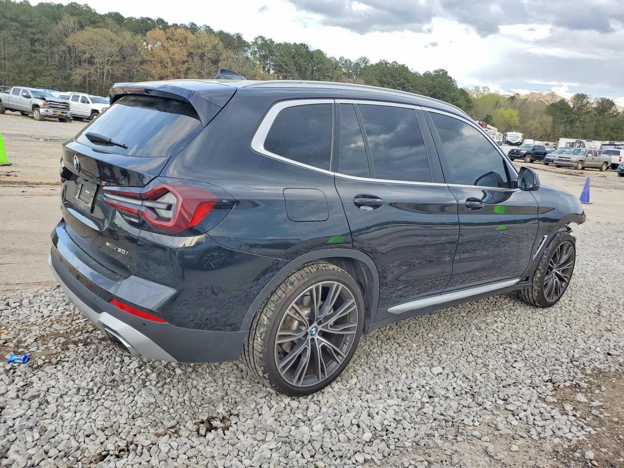 2022 BMW X3