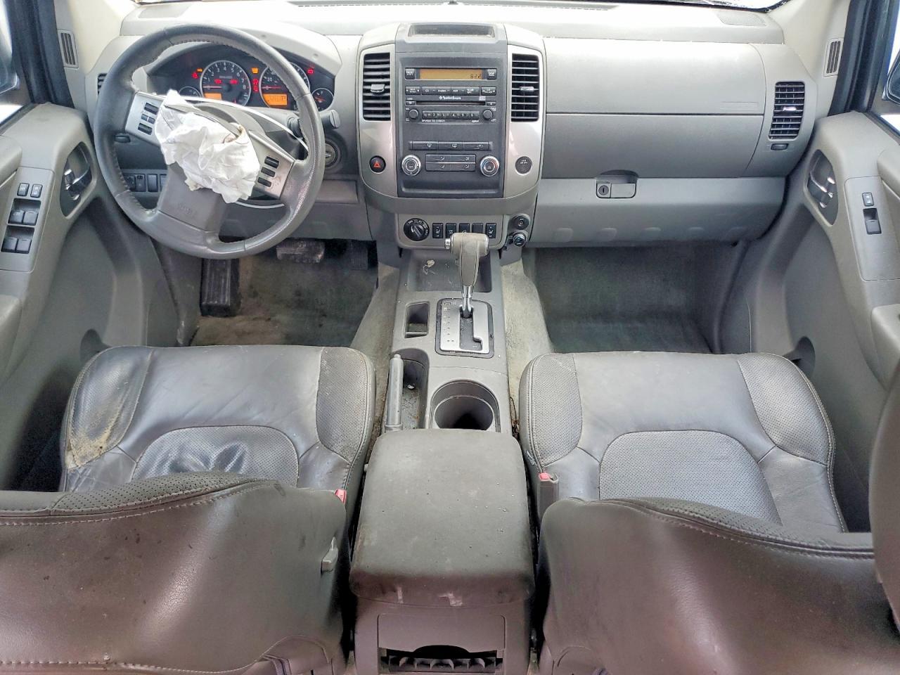 2011 NISSAN Frontier