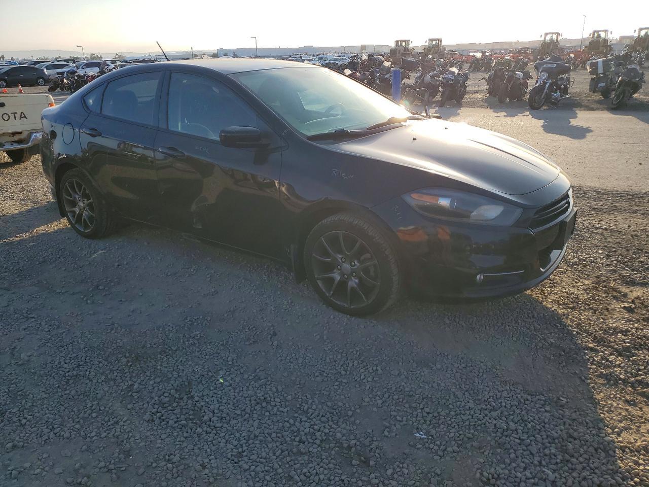 2013 DODGE Dart