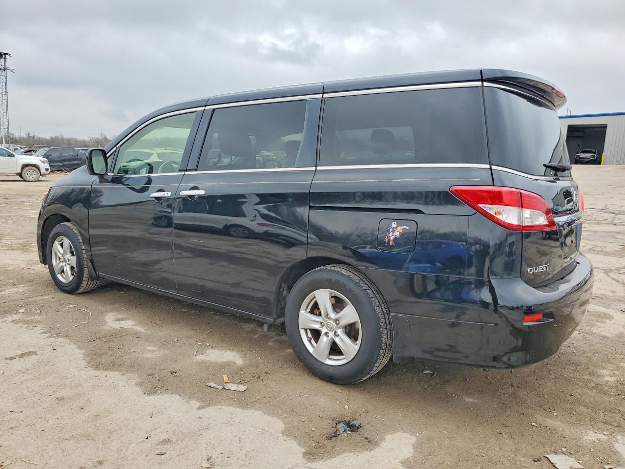 2012 NISSAN Quest