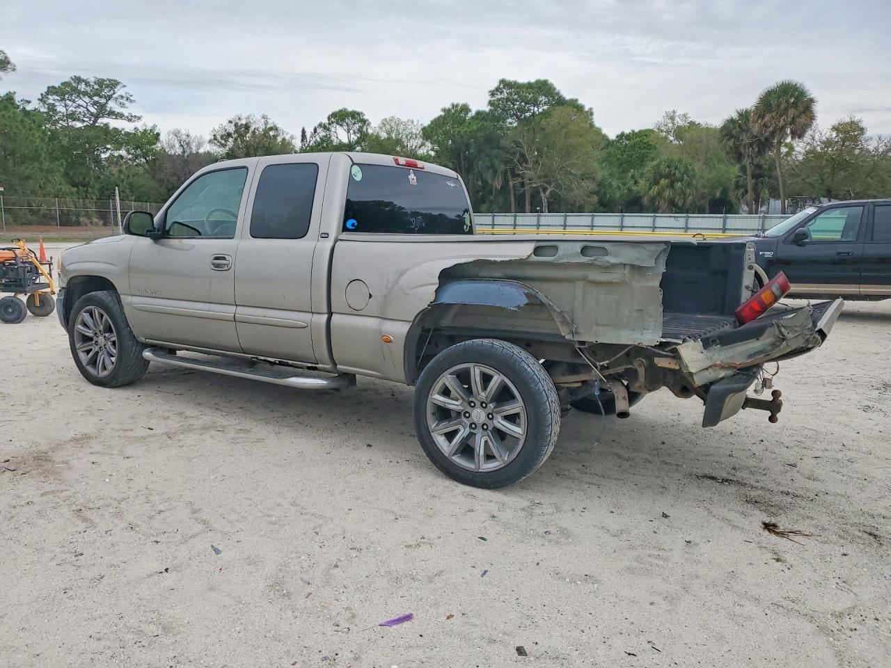 2003 GMC Sierra