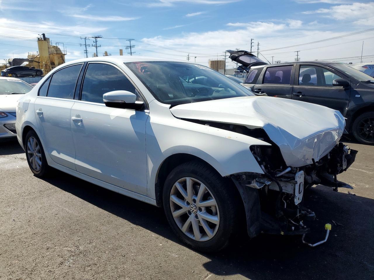 2014 VOLKSWAGEN JETTA