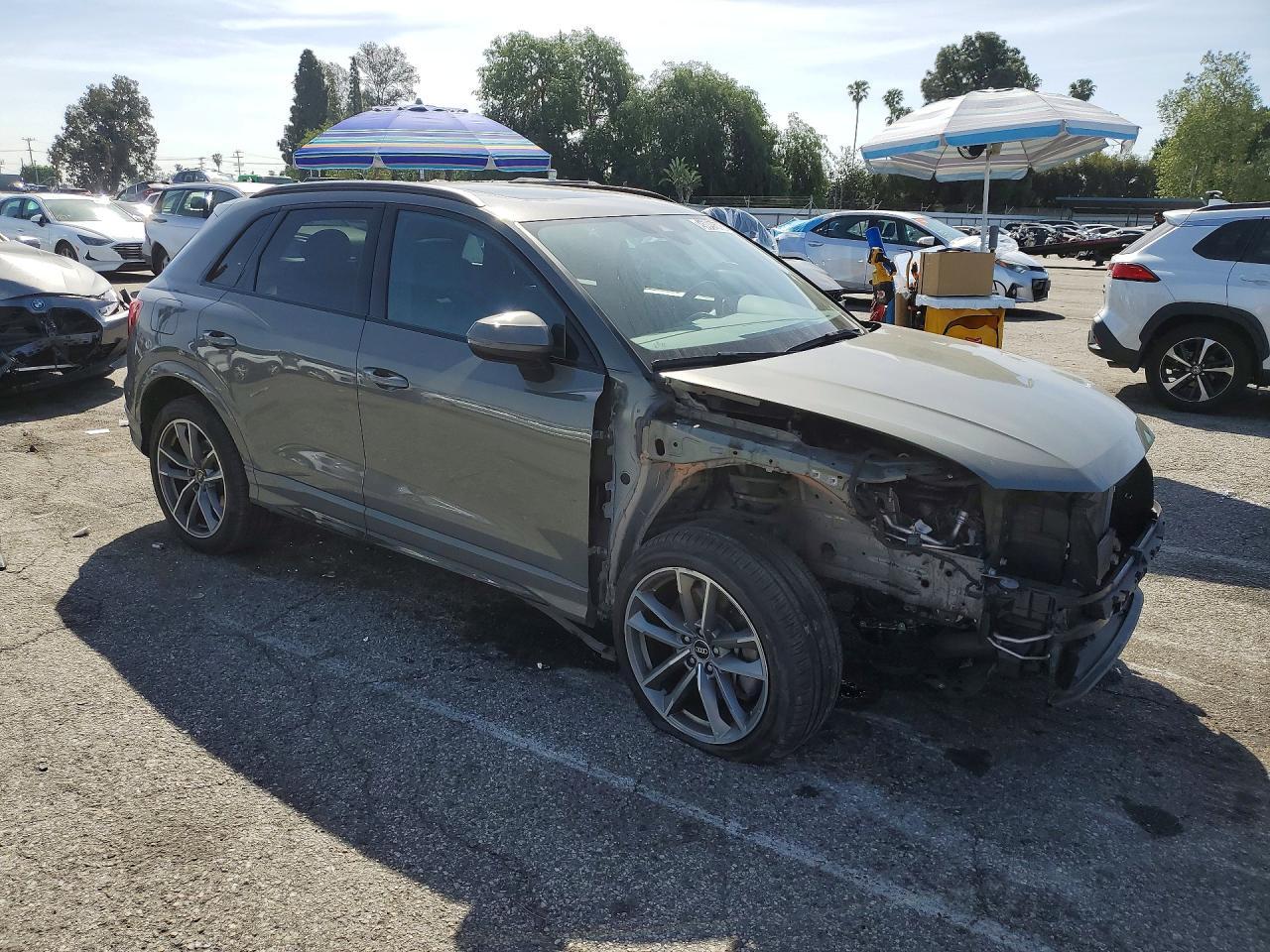 2022 AUDI Q3
