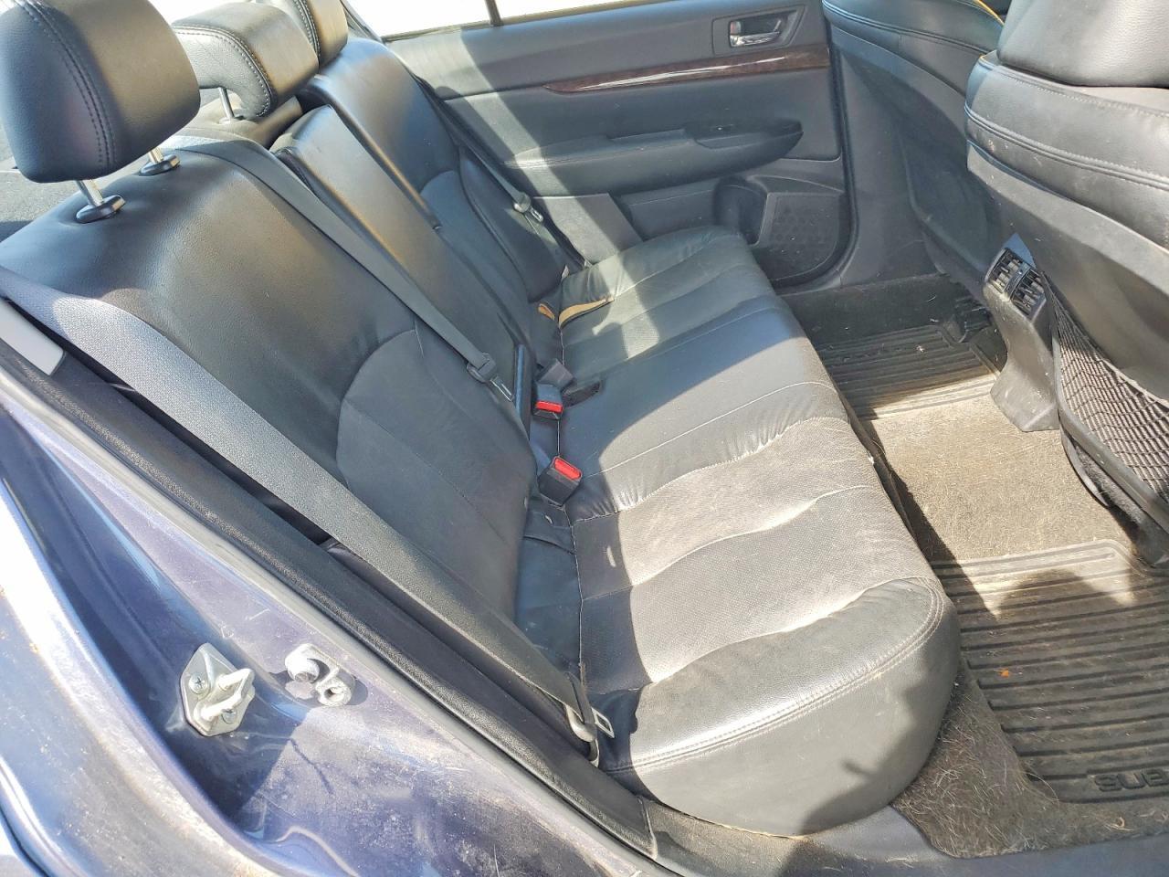 2013 SUBARU Legacy