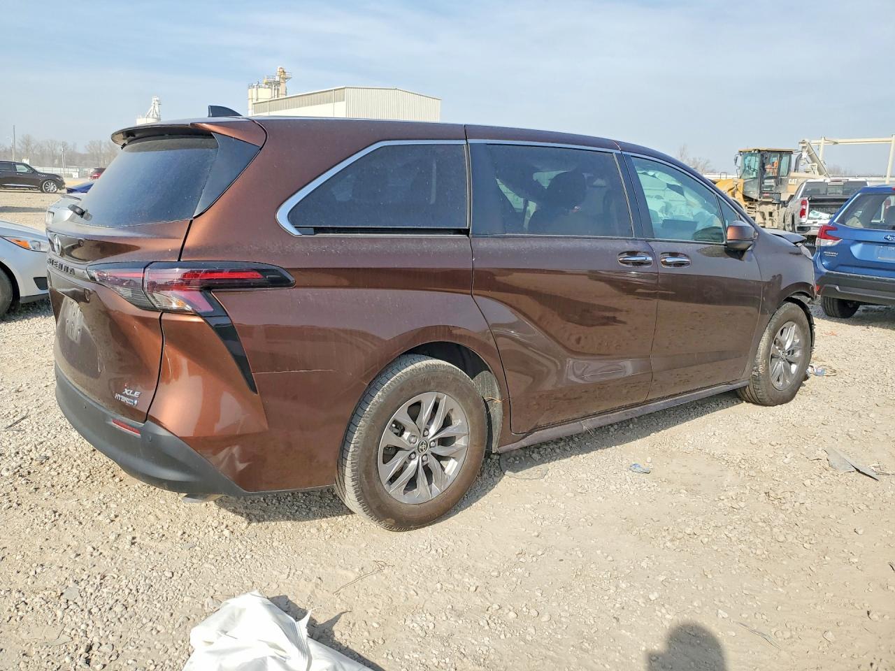2023 TOYOTA SIENNA