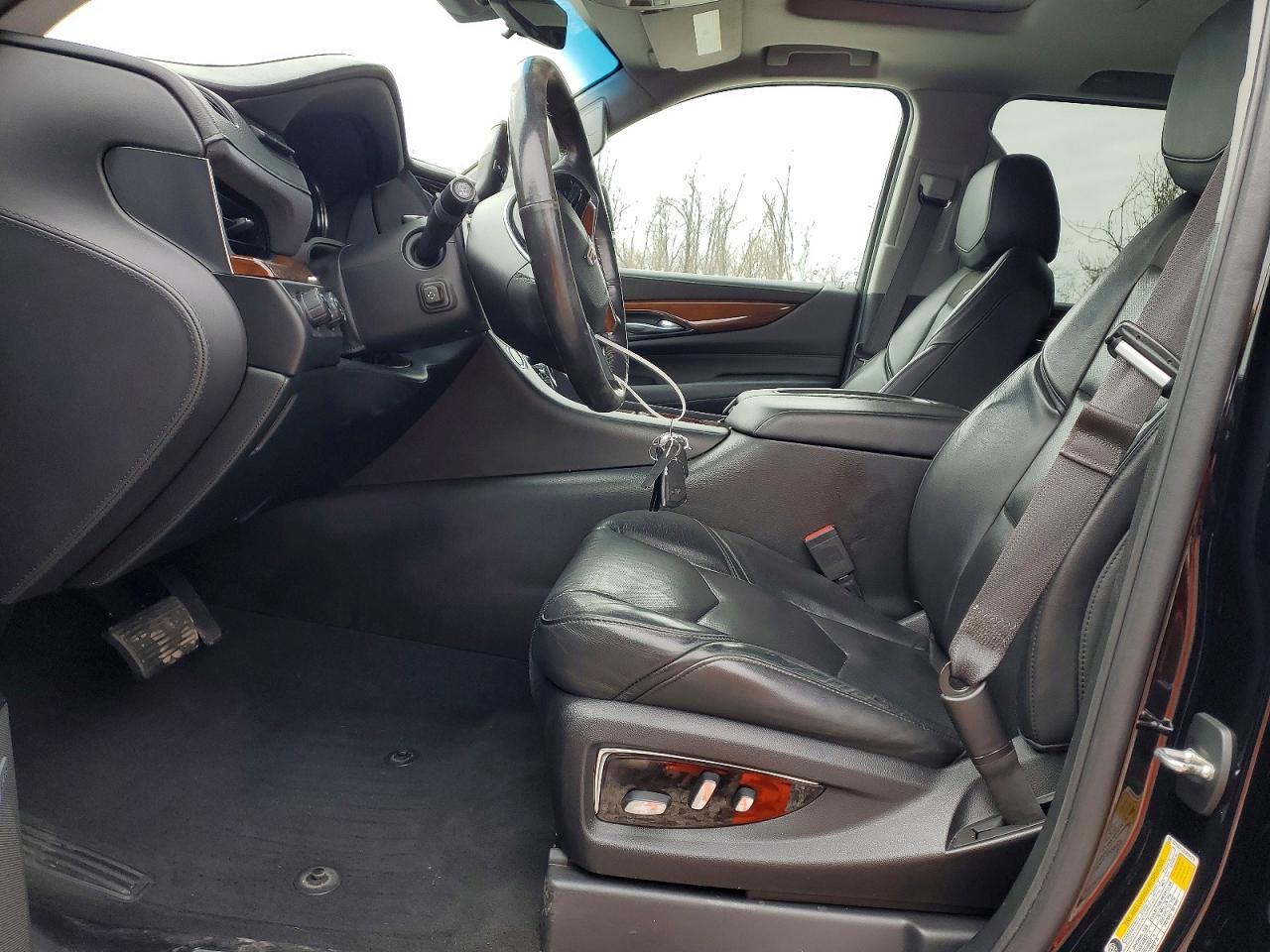 2019 CADILLAC Escalade ESV