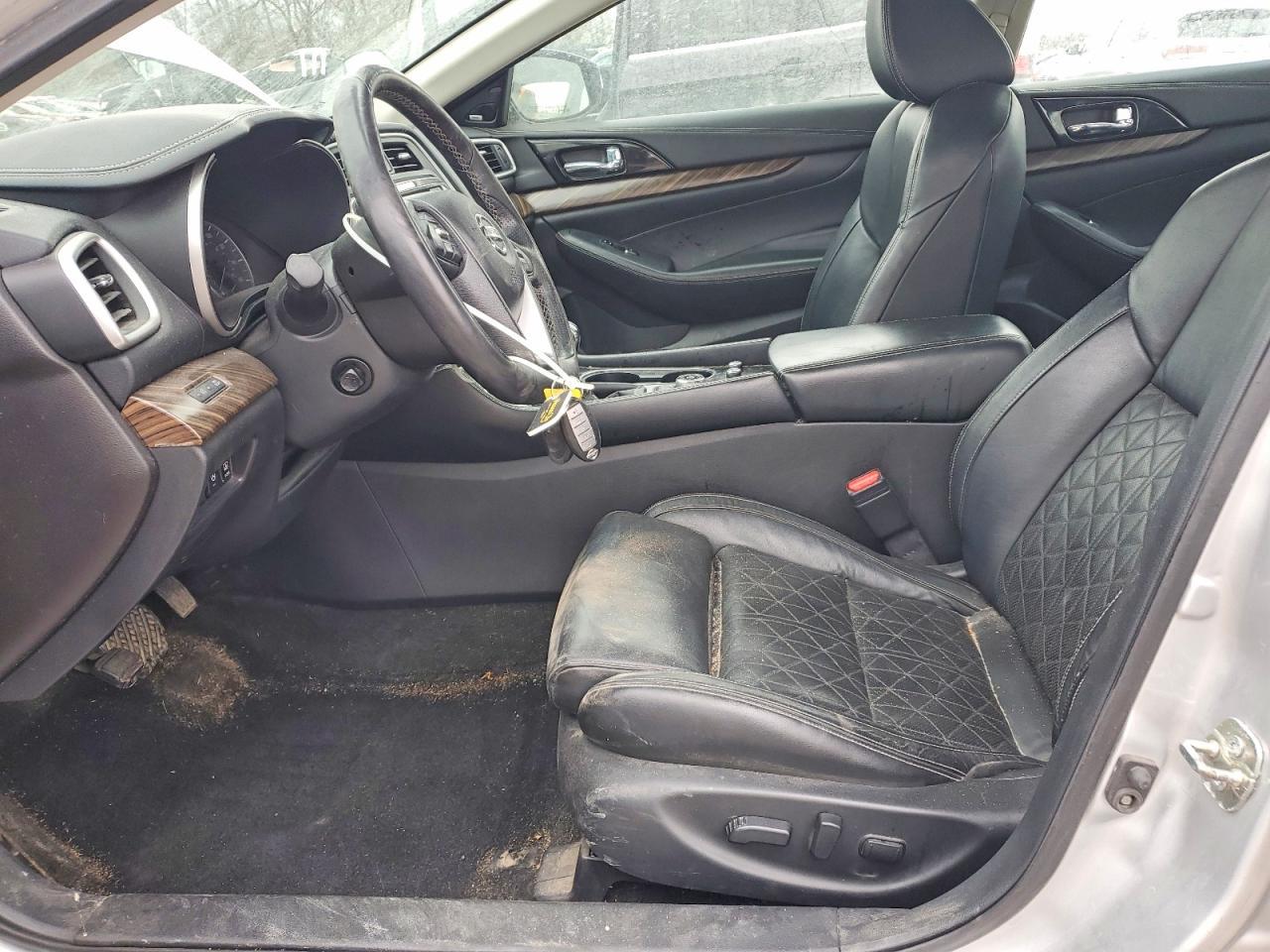 2017 NISSAN Maxima