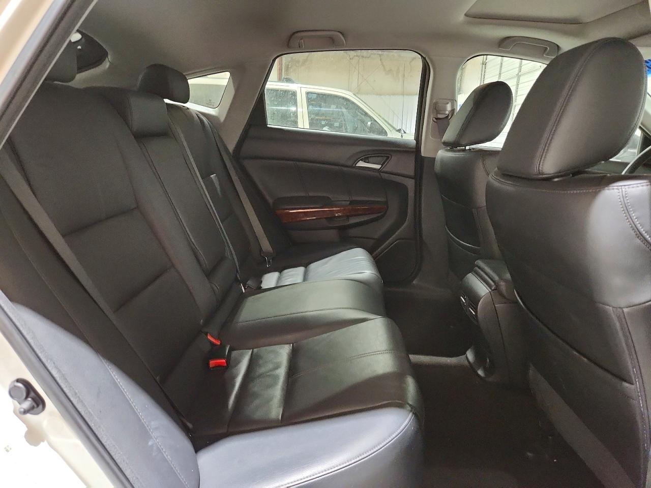 2012 HONDA Crosstour