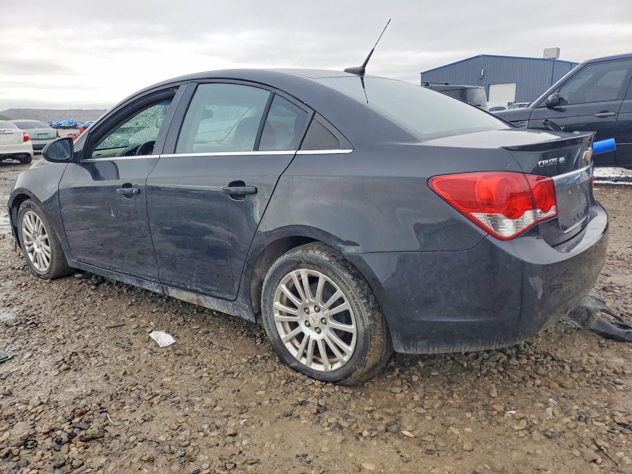 2011 CHEVROLET CRUZE