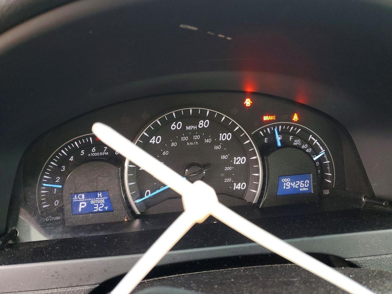 2014 TOYOTA CAMRY