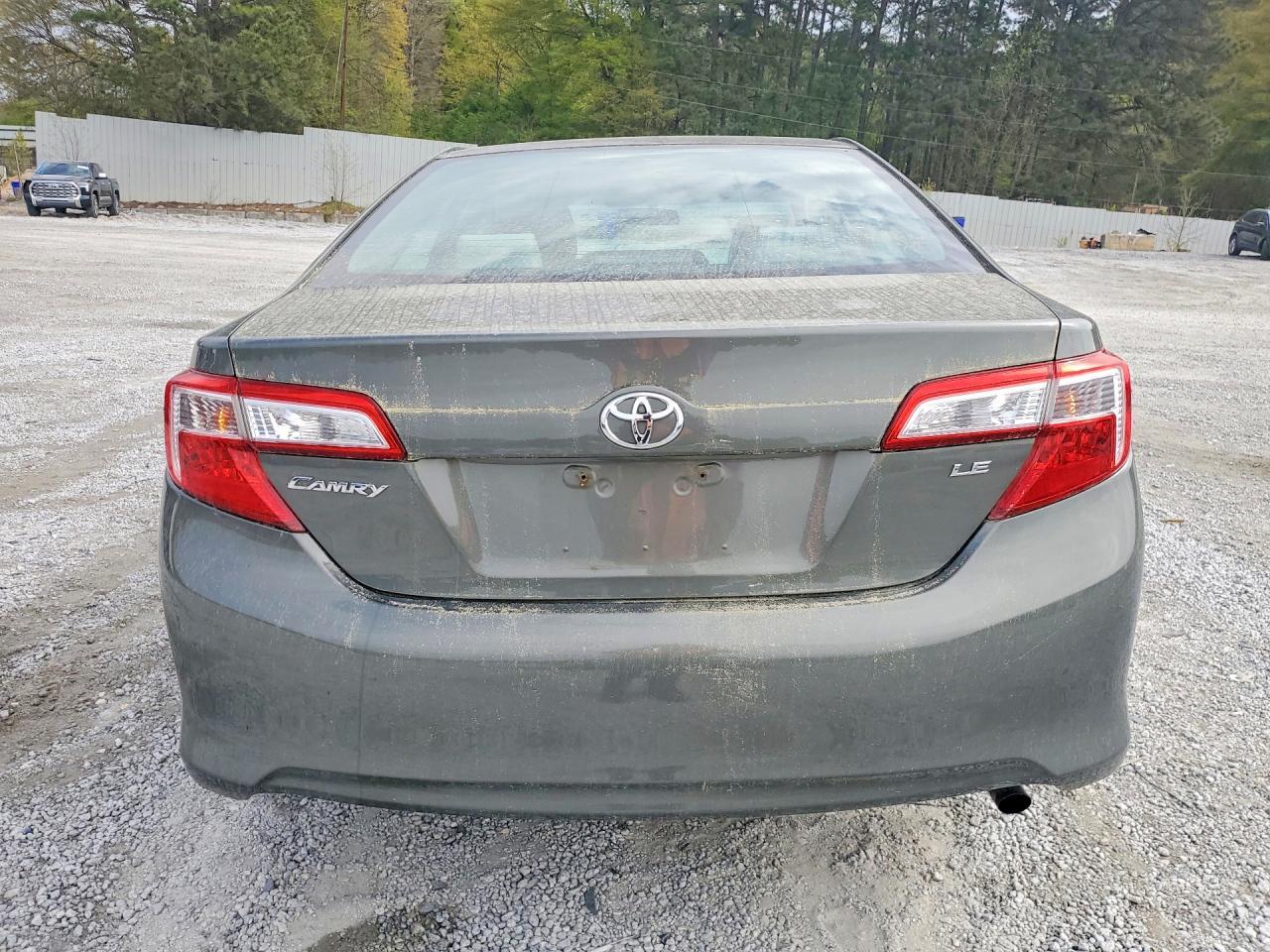 2014 TOYOTA CAMRY