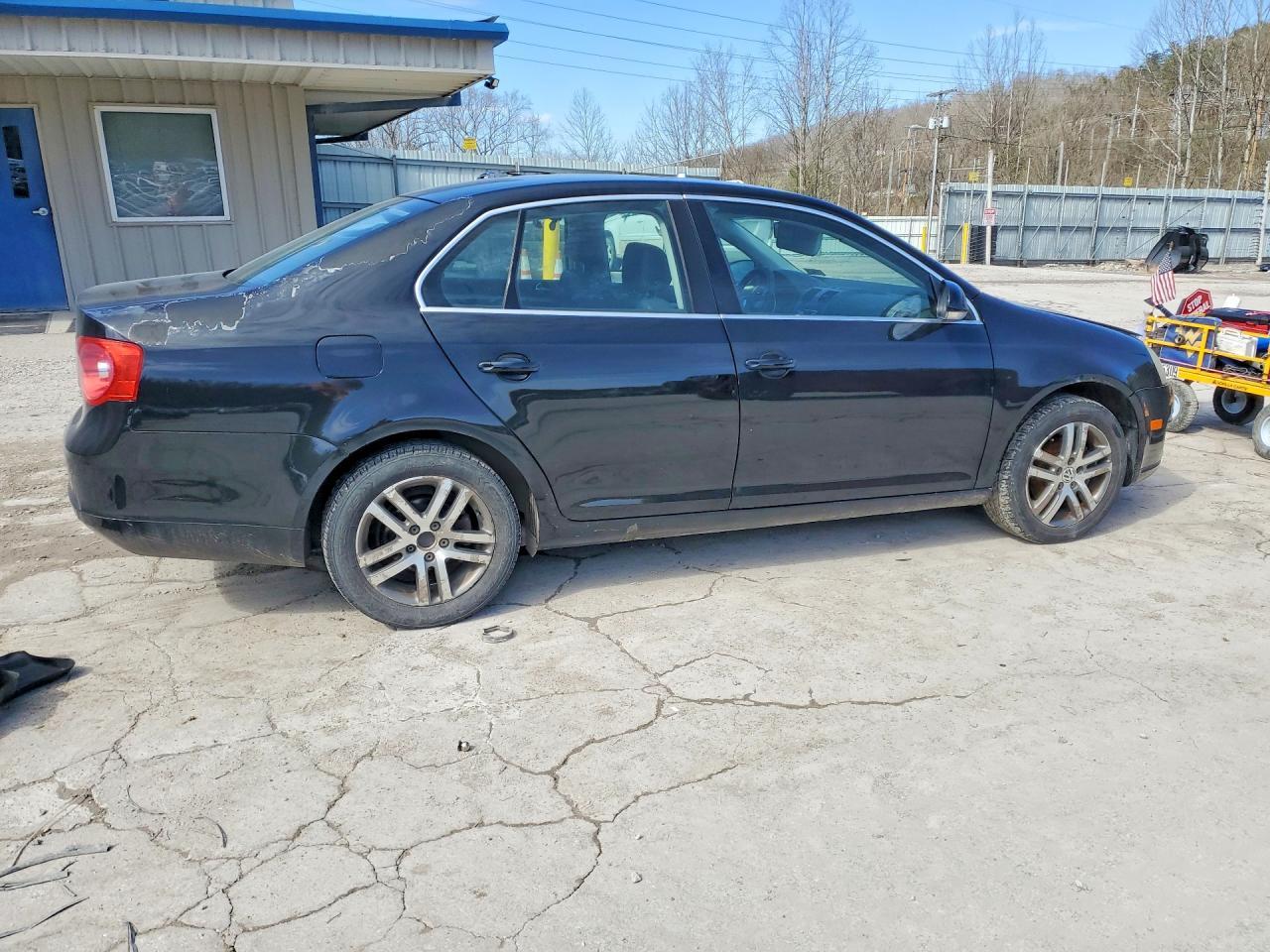 2005 VOLKSWAGEN JETTA