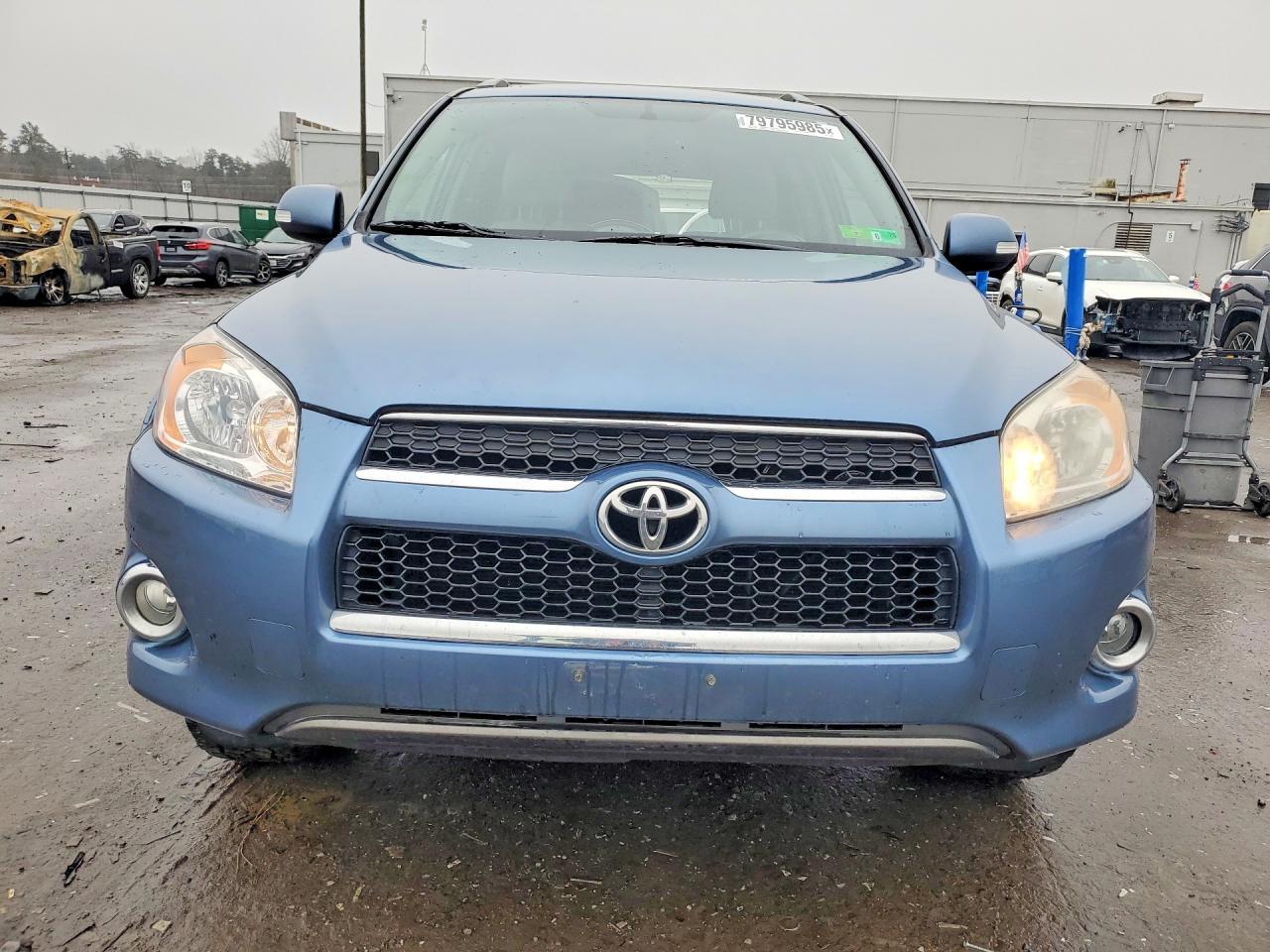 2011 TOYOTA RAV4
