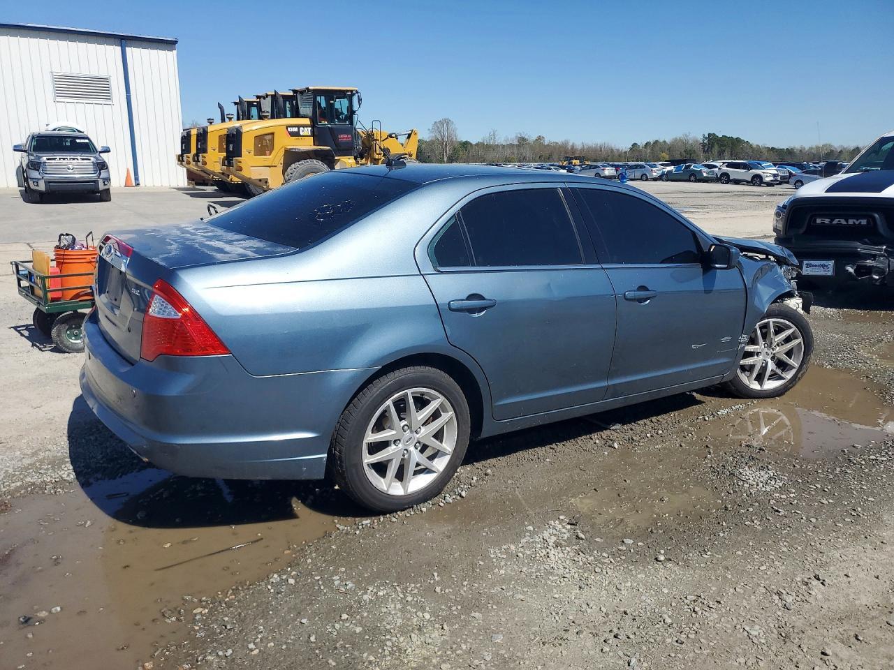 2011 FORD FUSION