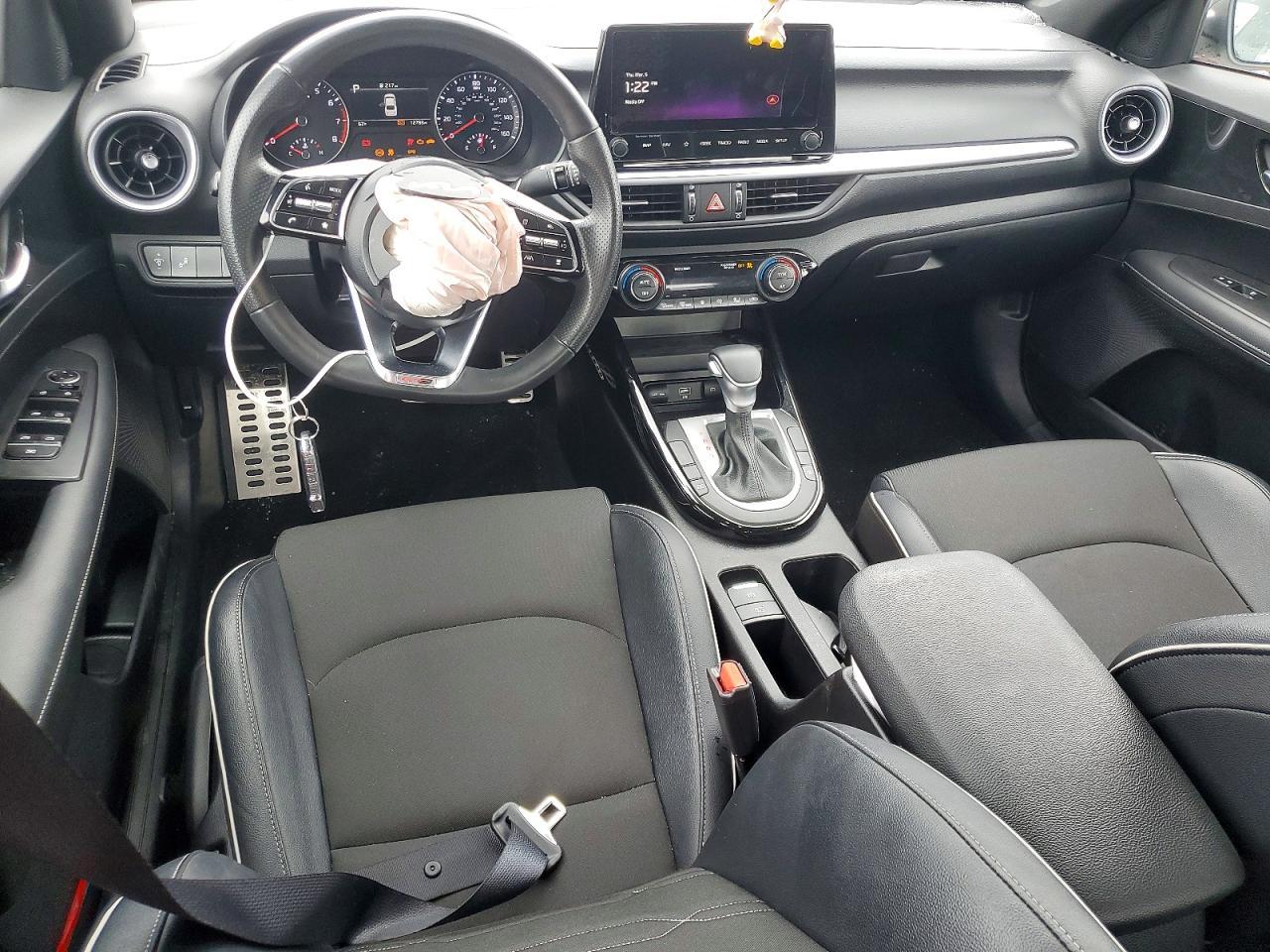 2024 KIA FORTE