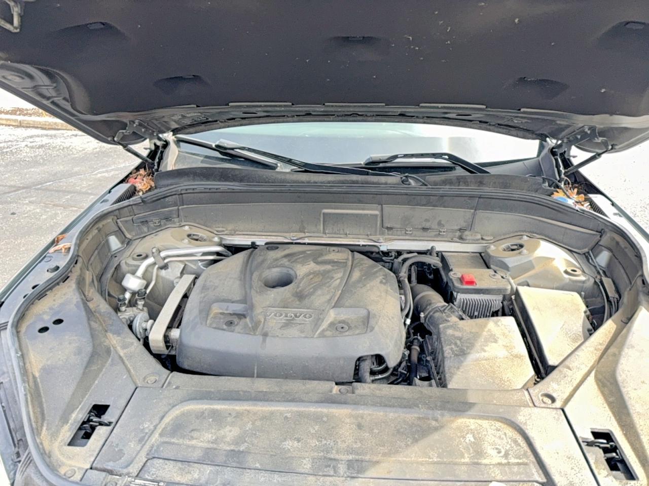 2019 VOLVO XC90