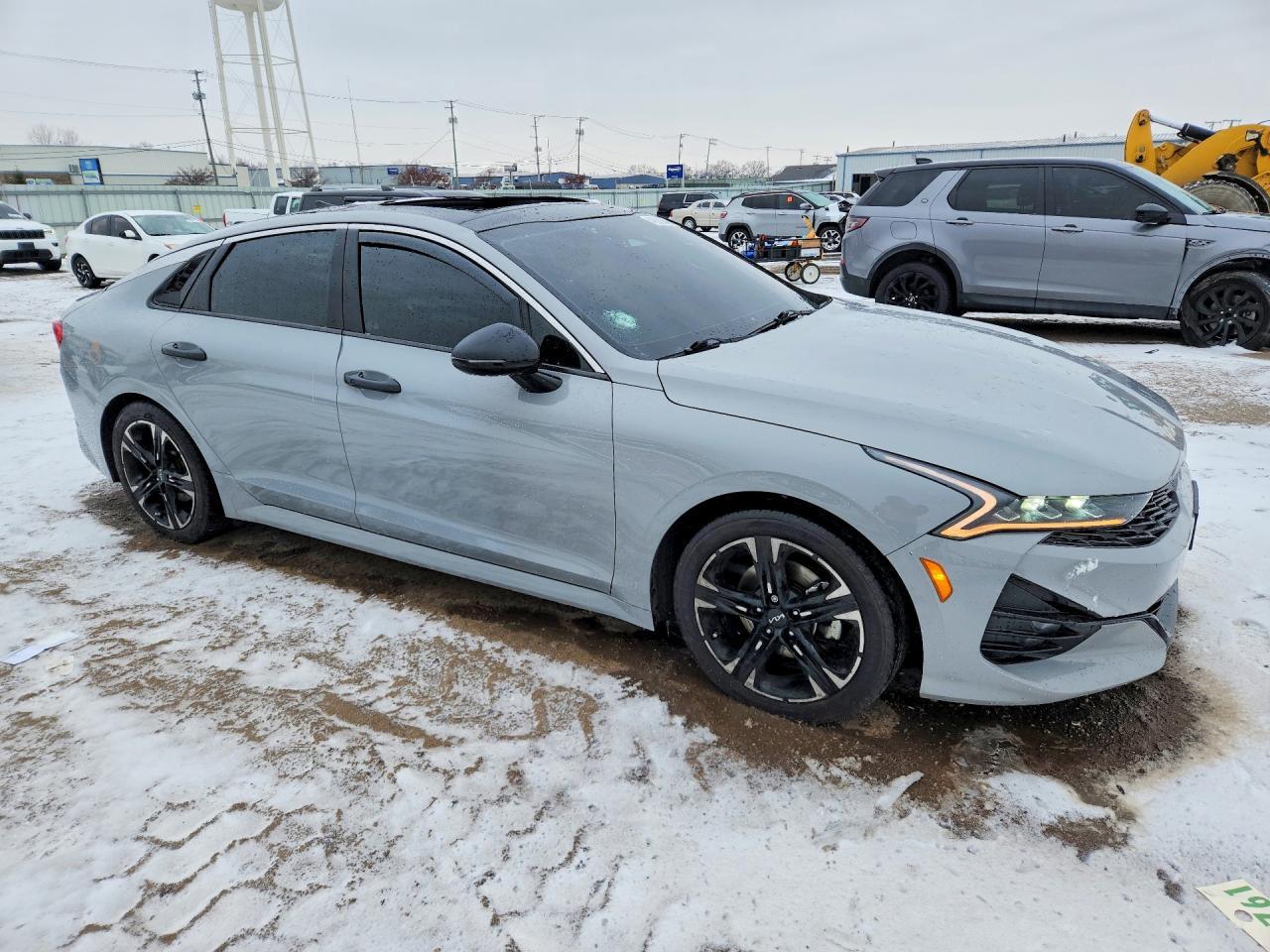 2022 KIA K5
