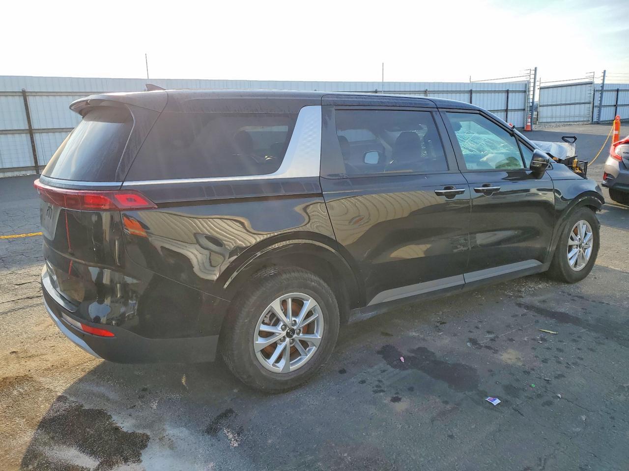 2022 KIA Carnival