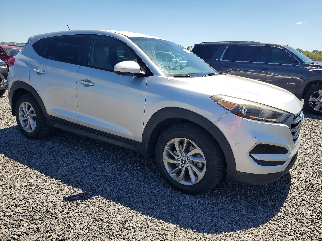 2016 HYUNDAI TUCSON