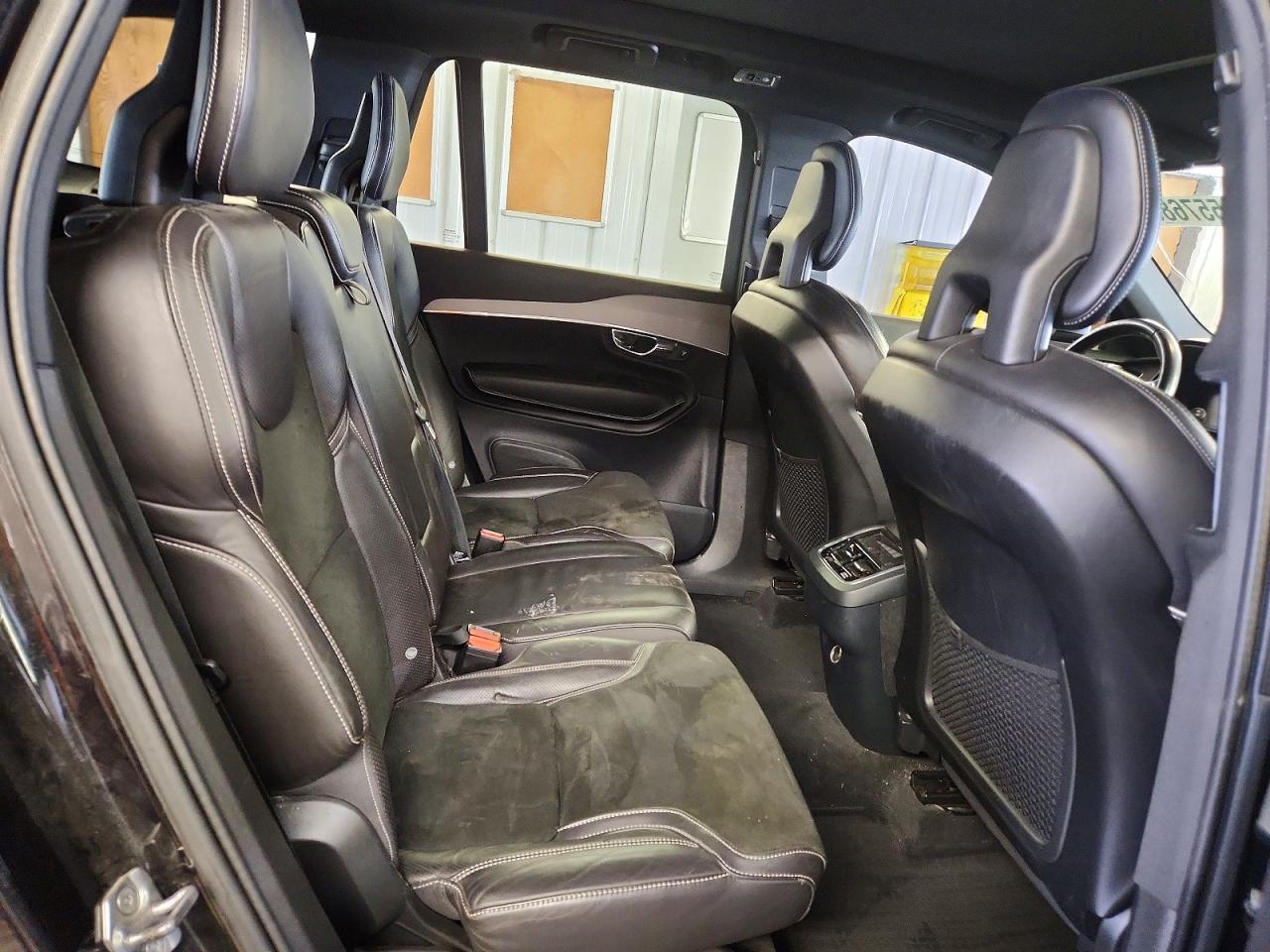 2016 VOLVO XC90
