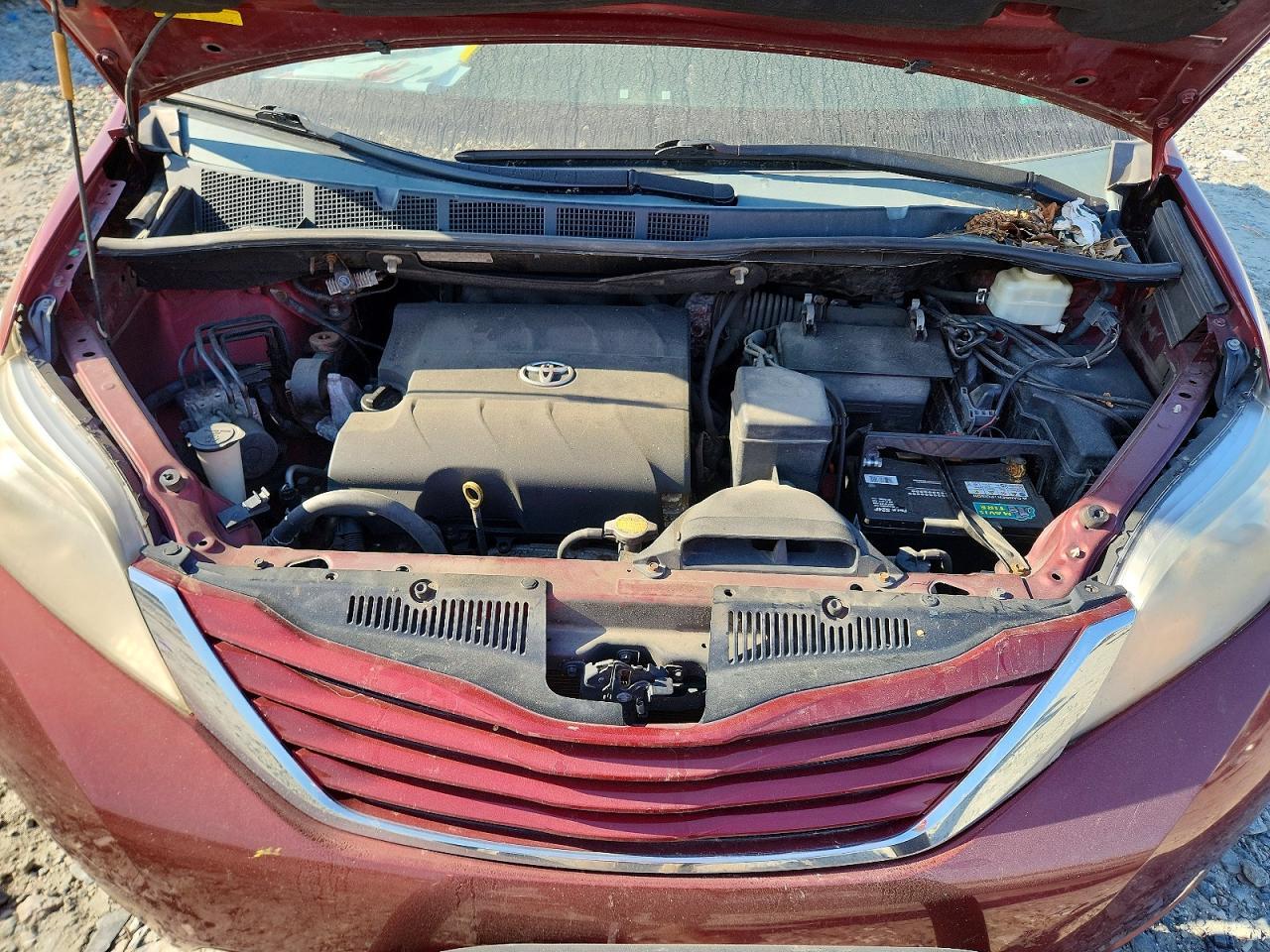 2015 TOYOTA SIENNA