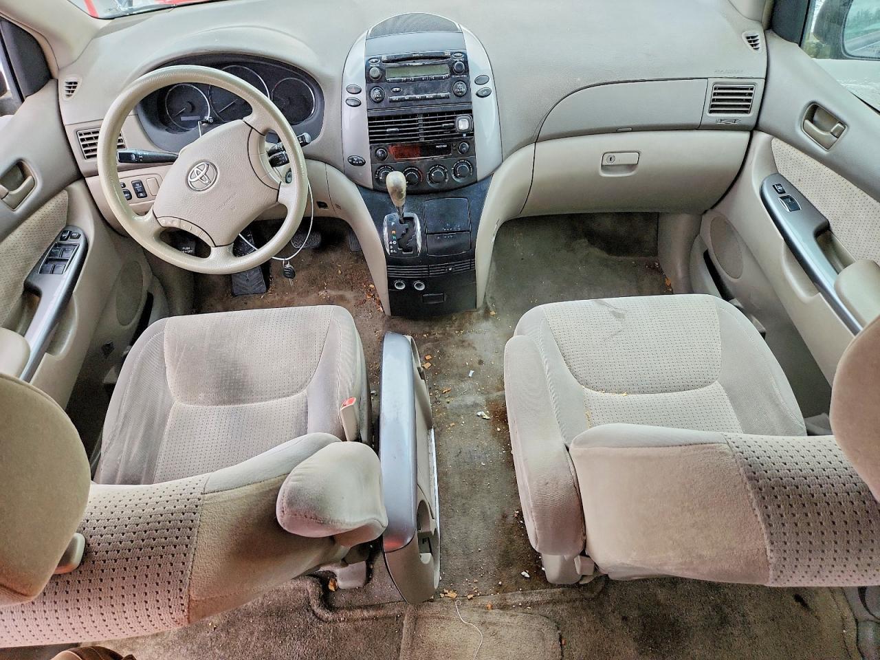2008 TOYOTA SIENNA