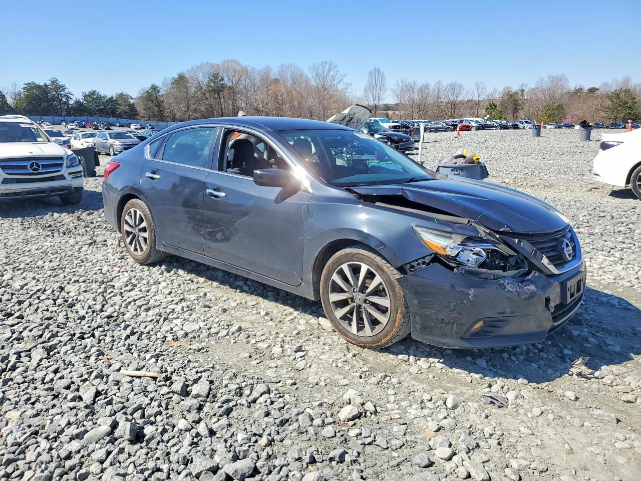 2017 NISSAN ALTIMA