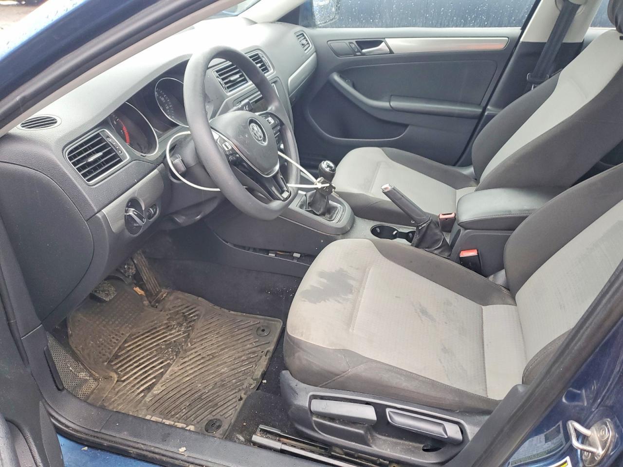 2017 VOLKSWAGEN JETTA