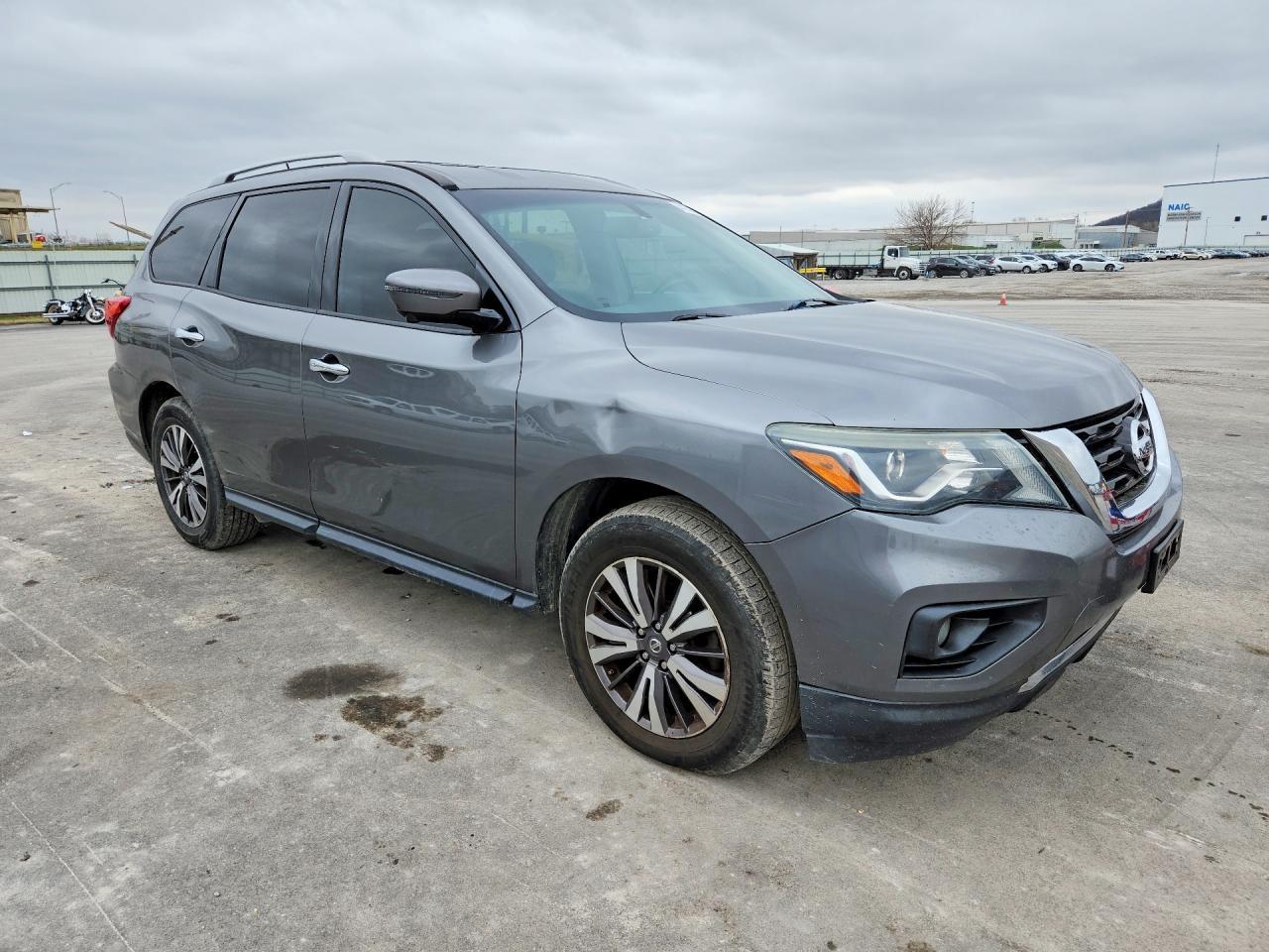 2018 NISSAN PATHFINDER