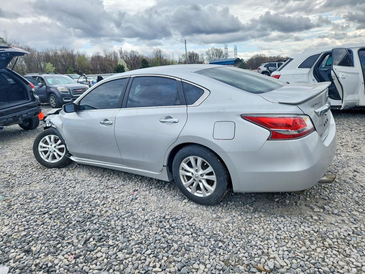 2014 NISSAN