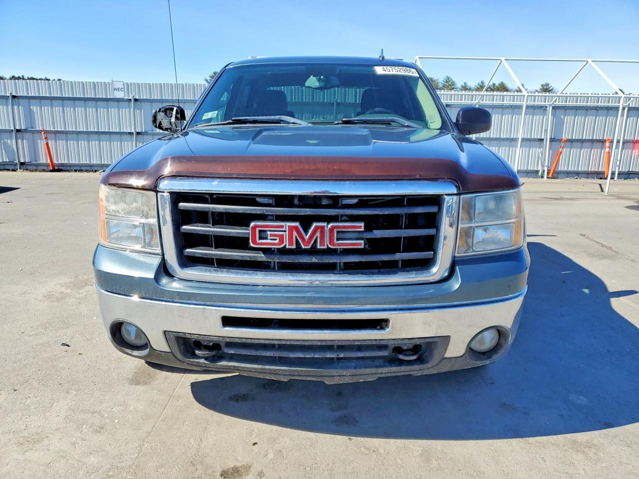 2010 GMC Sierra