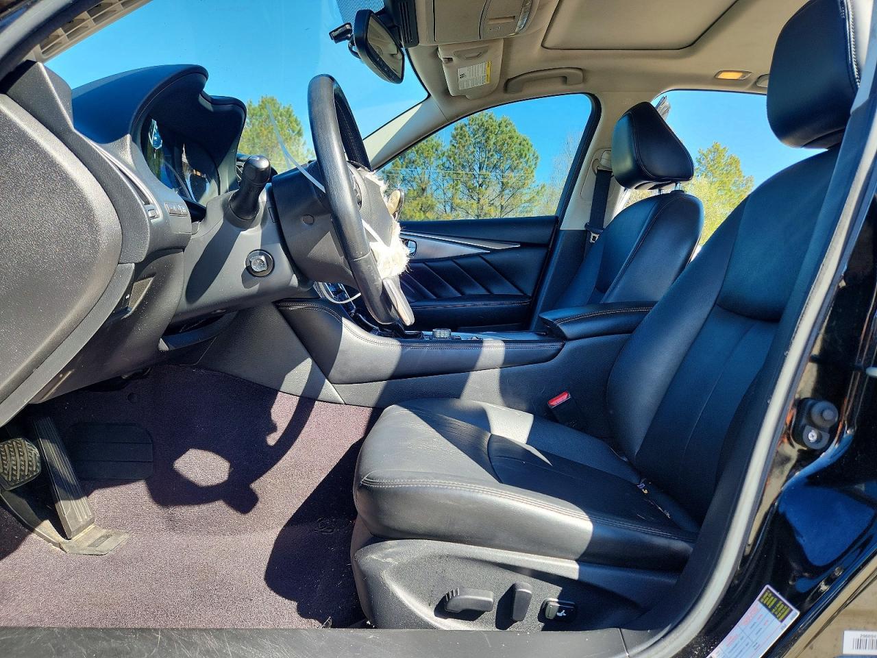 2016 INFINITI Q50