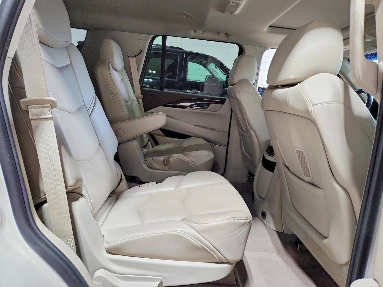 2015 CADILLAC ESCALADE