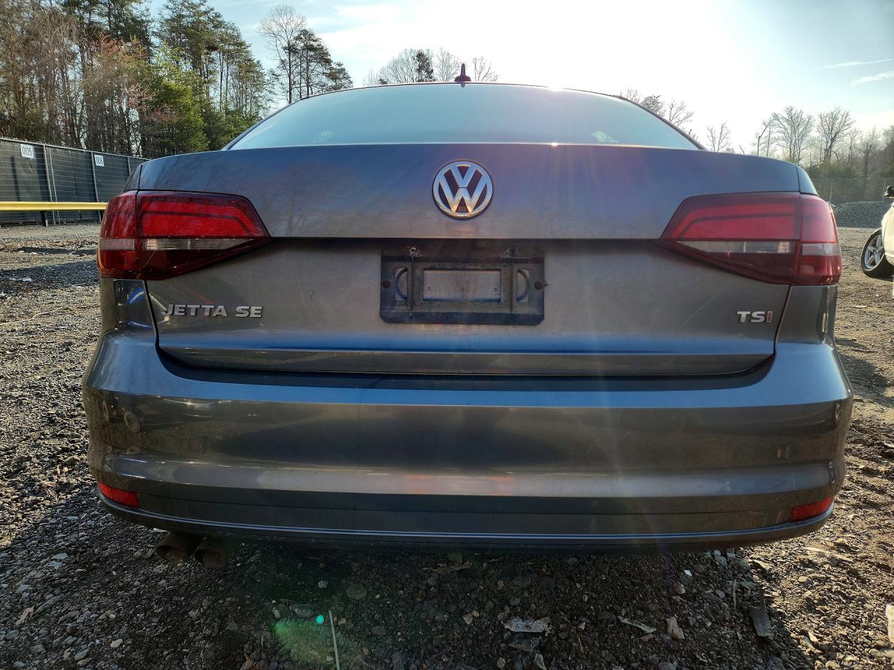 2017 VOLKSWAGEN JETTA