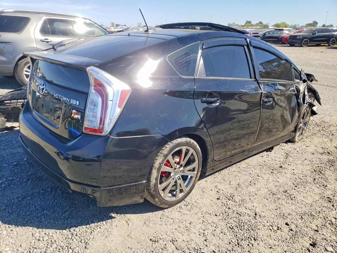 2014 TOYOTA PRIUS