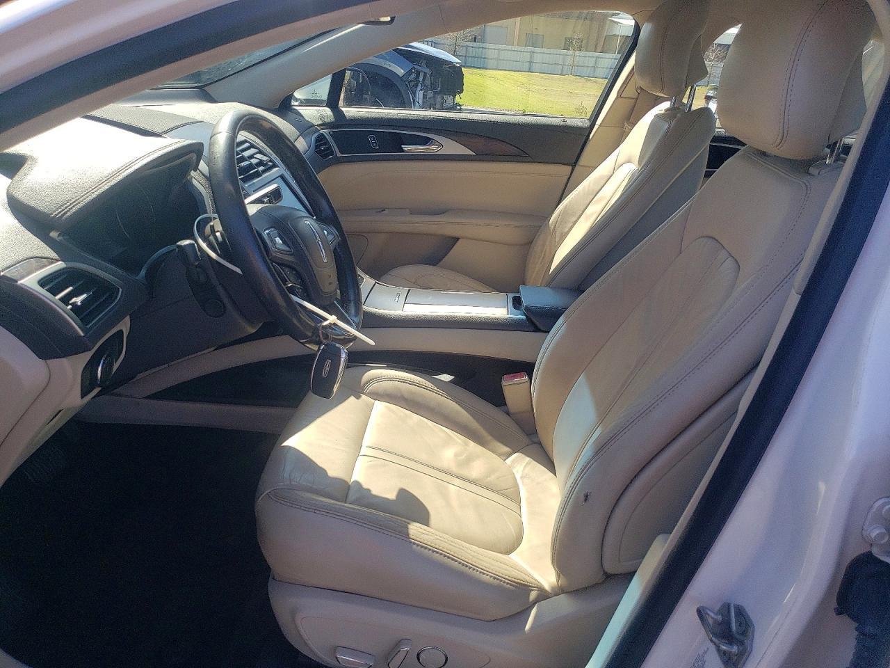2017 LINCOLN MKZ