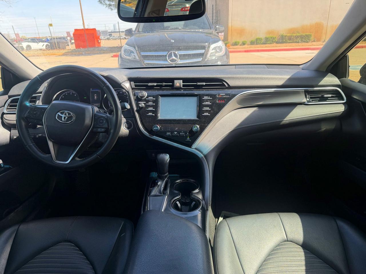 2018 TOYOTA CAMRY