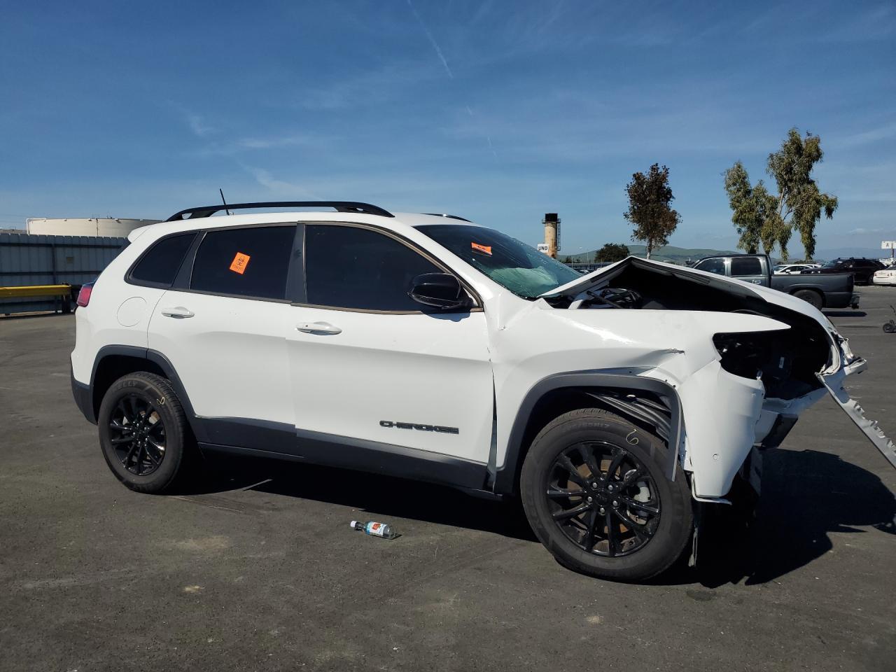 2023 JEEP CHEROKEE