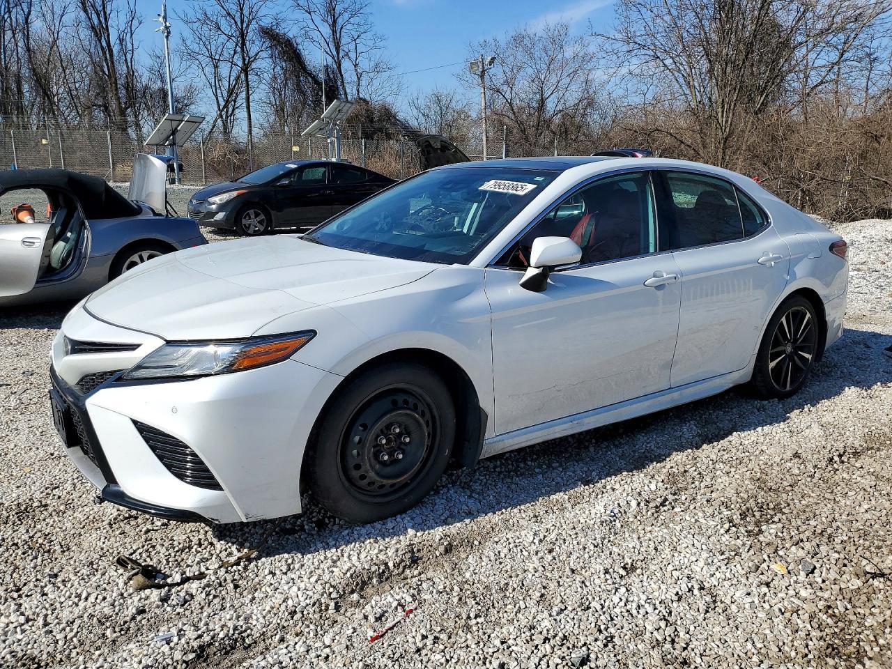 2019 TOYOTA CAMRY