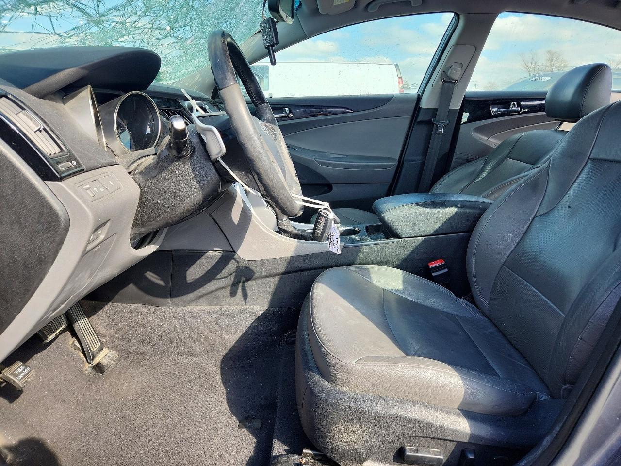 2012 HYUNDAI SONATA