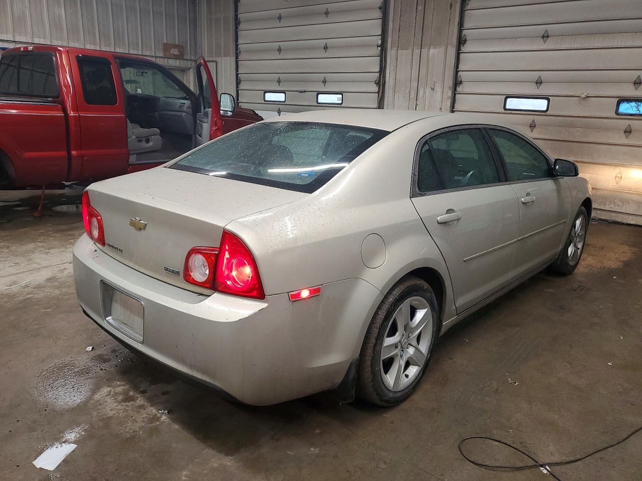 2011 CHEVROLET MALIBU