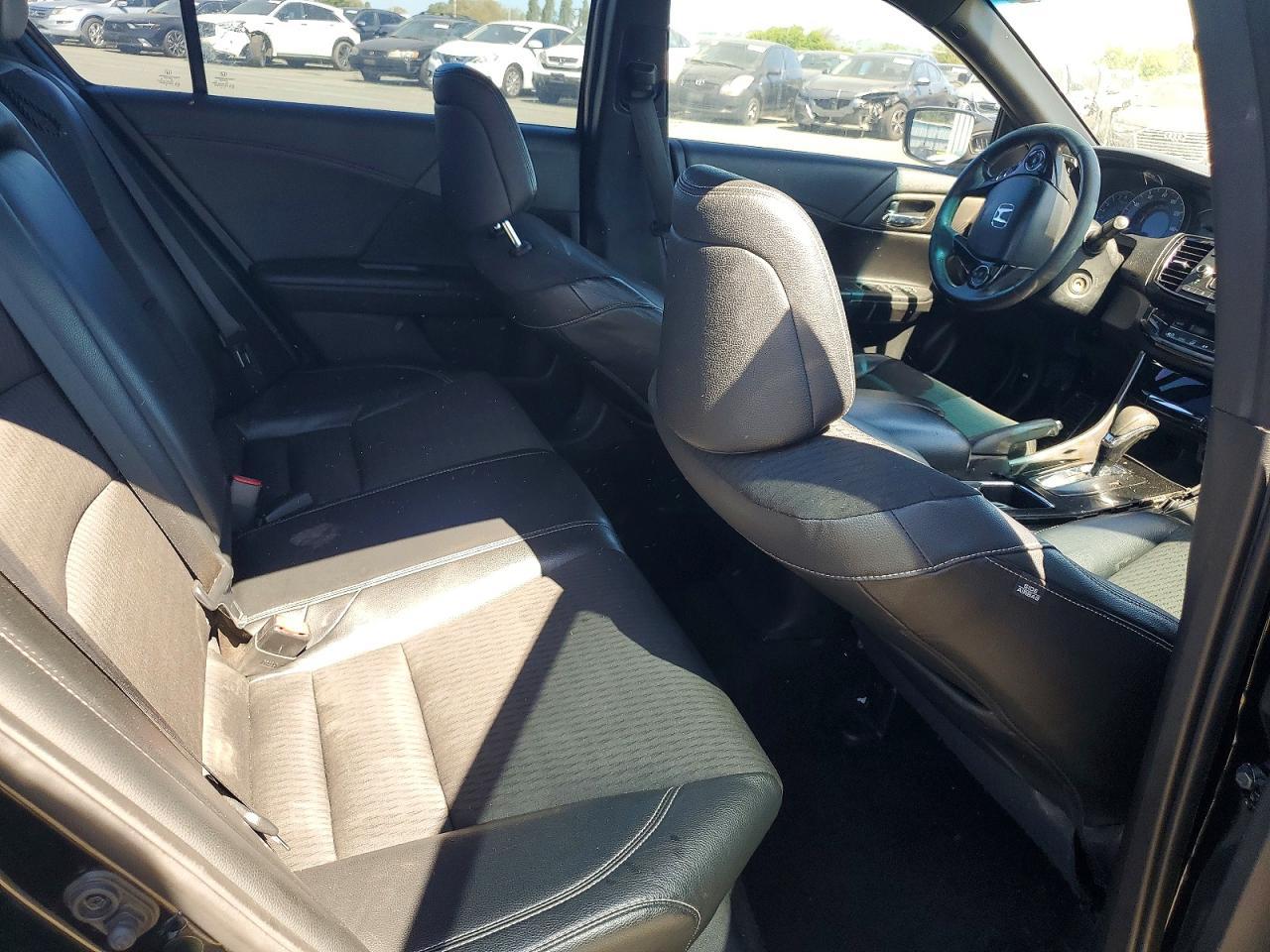2017 HONDA ACCORD