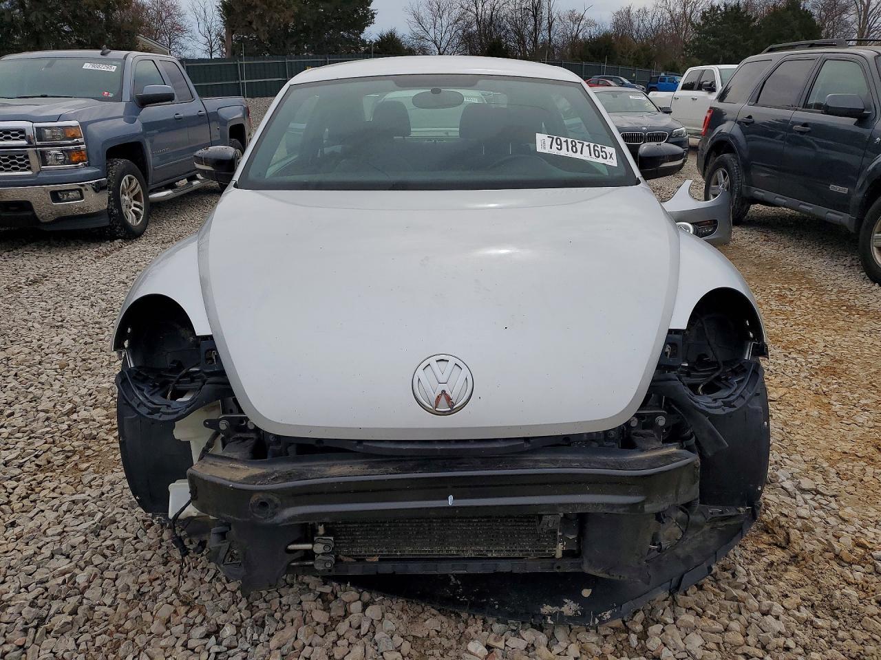 2012 VOLKSWAGEN Beetle