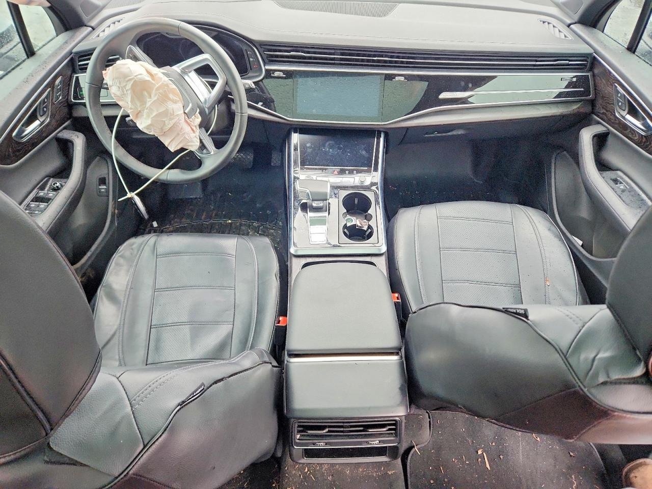 2023 AUDI Q7